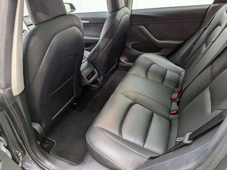 Tesla Model 3 Model 3 Long Range AWD 4WD 4dr 62