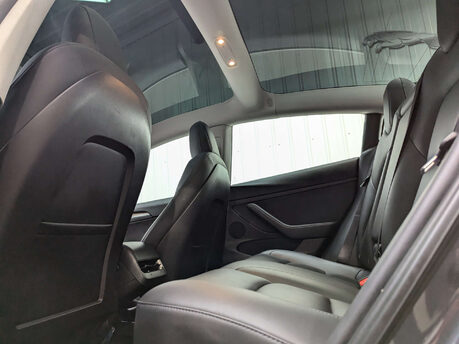 Tesla Model 3 Model 3 Long Range AWD 4WD 4dr 63