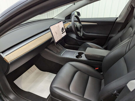 Tesla Model 3 Model 3 Long Range AWD 4WD 4dr 51