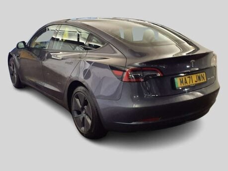 Tesla Model 3 Model 3 Long Range AWD 4WD 4dr 17