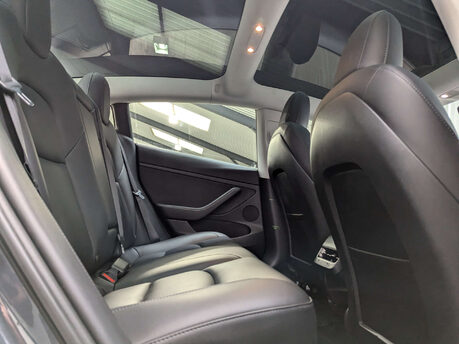 Tesla Model 3 Model 3 Long Range AWD 4WD 4dr 60