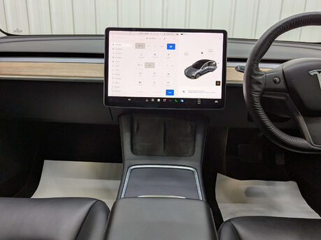 Tesla Model 3 Model 3 Long Range AWD 4WD 4dr 76