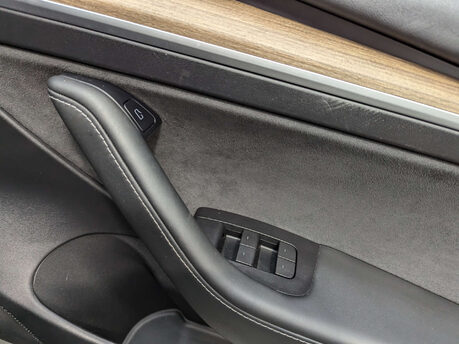 Tesla Model 3 Model 3 Long Range AWD 4WD 4dr 75