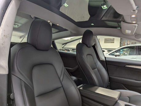 Tesla Model 3 Model 3 Long Range AWD 4WD 4dr 47