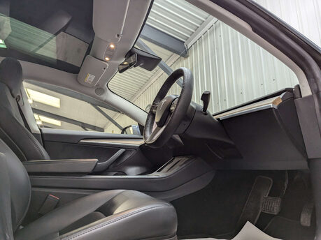 Tesla Model 3 Model 3 Long Range AWD 4WD 4dr 46