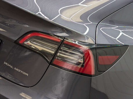 Tesla Model 3 Model 3 Long Range AWD 4WD 4dr 41