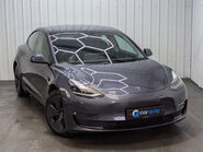 Tesla Model 3 Model 3 Long Range AWD 4WD 4dr 5