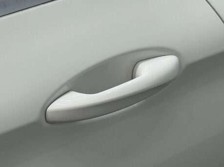 Mercedes-Benz C Class 1.5 C 200 AMG Line Premium Auto 2dr 29