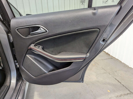 Mercedes-Benz A Class 1.6 A 200 AMG Line Premium+ Auto 5dr 66