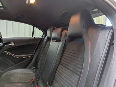 Mercedes-Benz A Class 1.6 A 200 AMG Line Premium+ Auto 5dr 69