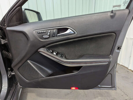 Mercedes-Benz A Class 1.6 A 200 AMG Line Premium+ Auto 5dr 55