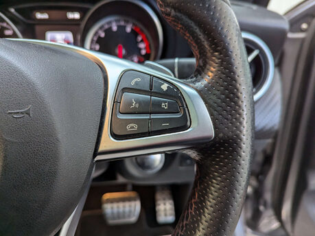 Mercedes-Benz A Class 1.6 A 200 AMG Line Premium+ Auto 5dr 77