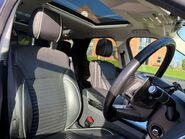 Land Rover Discovery 3.0 Discovery HSE TD6 Auto 4WD 5dr 24