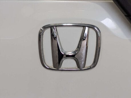 Honda Stepwagon 2.0 Automatic 36
