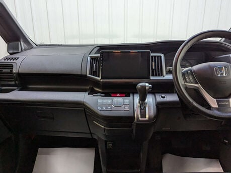 Honda Stepwagon 2.0 Automatic 78