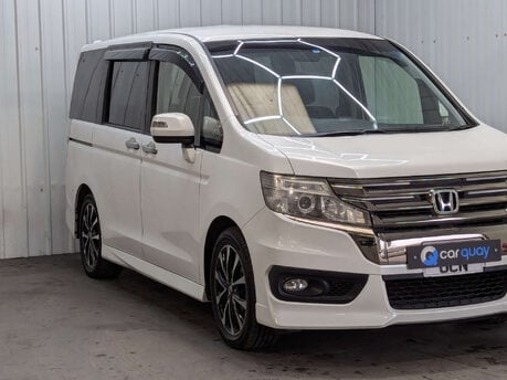 Honda Stepwagon 2.0 Automatic 17
