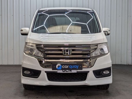 Honda Stepwagon 2.0 Automatic 18