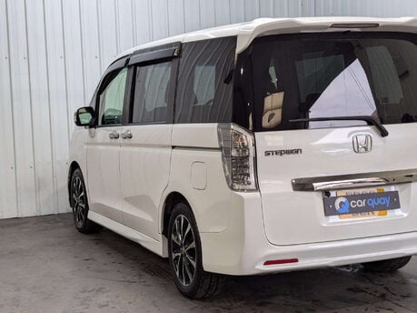 Honda Stepwagon 2.0 Automatic 31
