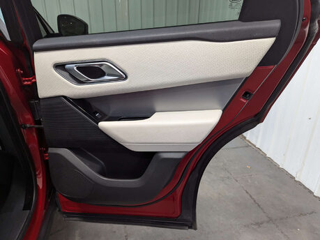 Land Rover Range Rover Velar 2.0 Range Rover Velar R-Dynamic S D240 Auto 4WD 5dr 66