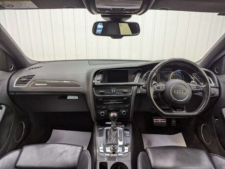 Audi A4 4.2 RS 4 FSI Quattro Auto 4WD 5dr 2
