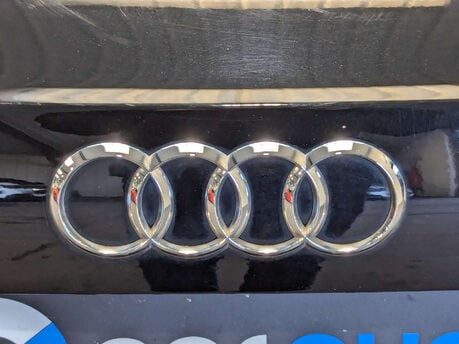 Audi A4 4.2 RS 4 FSI Quattro Auto 4WD 5dr 38