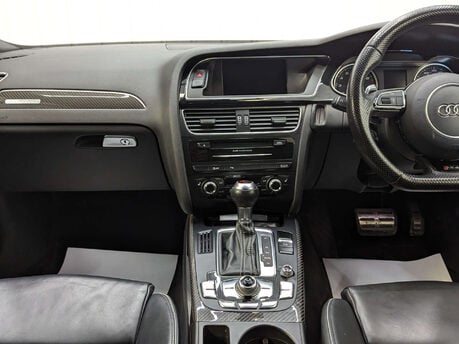 Audi A4 4.2 RS 4 FSI Quattro Auto 4WD 5dr 90