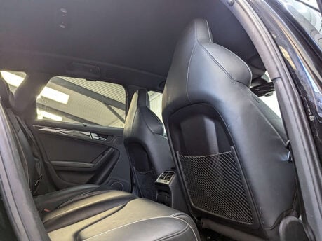 Audi A4 4.2 RS 4 FSI Quattro Auto 4WD 5dr 62