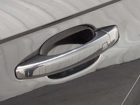 Audi A4 4.2 RS 4 FSI Quattro Auto 4WD 5dr 31