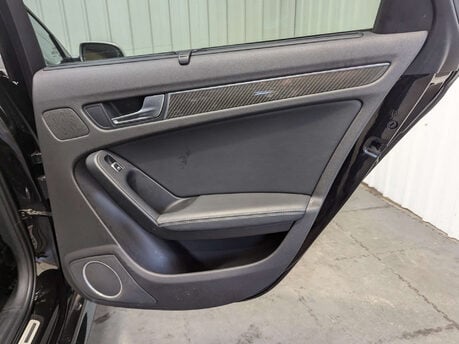 Audi A4 4.2 RS 4 FSI Quattro Auto 4WD 5dr 66