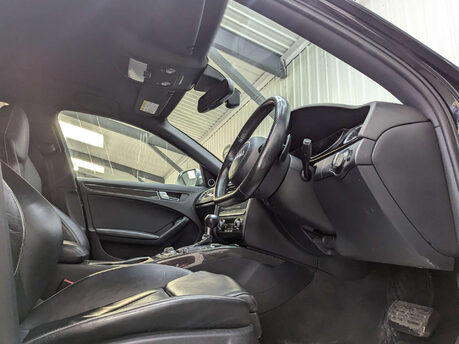 Audi A4 4.2 RS 4 FSI Quattro Auto 4WD 5dr 51