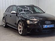 Audi A4 4.2 RS 4 FSI Quattro Auto 4WD 5dr 19