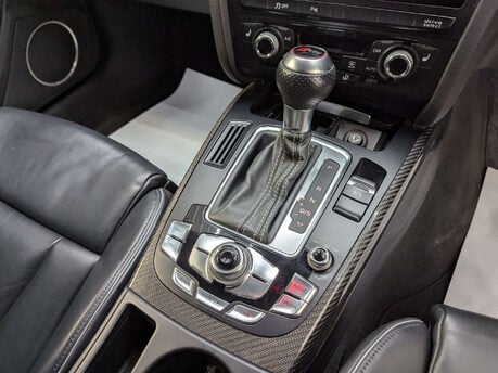 Audi A4 4.2 RS 4 FSI Quattro Auto 4WD 5dr 91