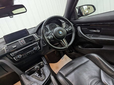 BMW M4 3.0 M4 Competition Edition Package Semi-Auto 2dr 40