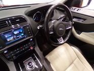 Jaguar F-Pace 2.0 F-Pace R-Sport AWD D Auto 4WD 5dr 21