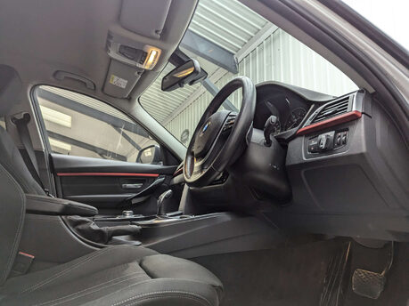 BMW 3 Series 2.0 320D Sport Auto 4dr 50