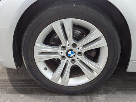 BMW 3 Series 2.0 320D Sport Auto 4dr 30