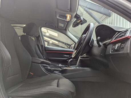 BMW 3 Series 2.0 320D Sport Auto 4dr 52