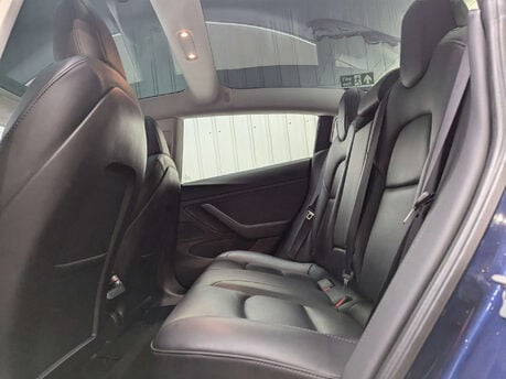 Tesla Model 3 Model 3 Long Range AWD 4WD 4dr 68