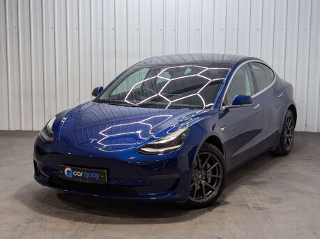 Tesla Model 3 Model 3 Long Range AWD 4WD 4dr 7