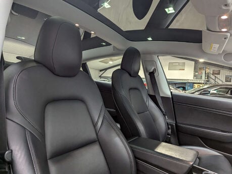 Tesla Model 3 Model 3 Long Range AWD 4WD 4dr 50