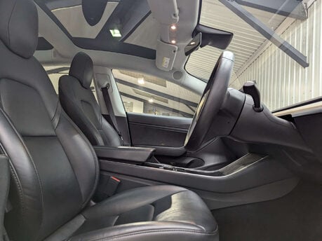 Tesla Model 3 Model 3 Long Range AWD 4WD 4dr 51