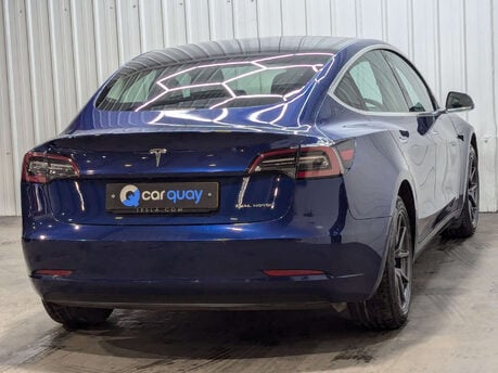 Tesla Model 3 Model 3 Long Range AWD 4WD 4dr 39