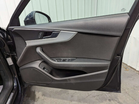 Audi A4 2.0 A4 Sport Ultra TDI Semi-Auto 5dr 55