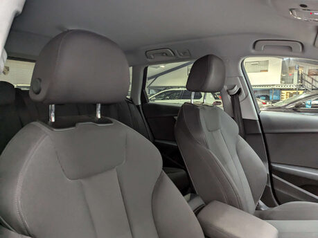 Audi A4 2.0 A4 Sport Ultra TDI Semi-Auto 5dr 52