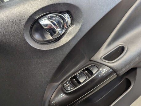 Nissan Juke 1.6 Juke Tekna CVT 5dr 82