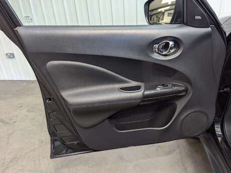 Nissan Juke 1.6 Juke Tekna CVT 5dr 60