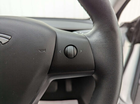 Tesla Model 3 Model 3 Long Range AWD 4WD 4dr 67