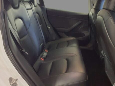 Tesla Model 3 Model 3 Long Range AWD 4WD 4dr 18