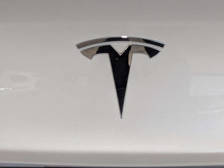 Tesla Model 3 Model 3 Long Range AWD 4WD 4dr 31