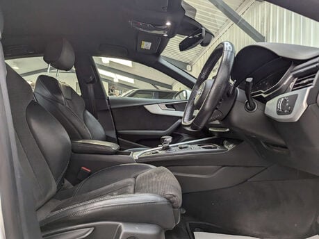 Audi A5 2.0 A5 Sportback 35 TFSI S Line Semi-Auto 5dr 53